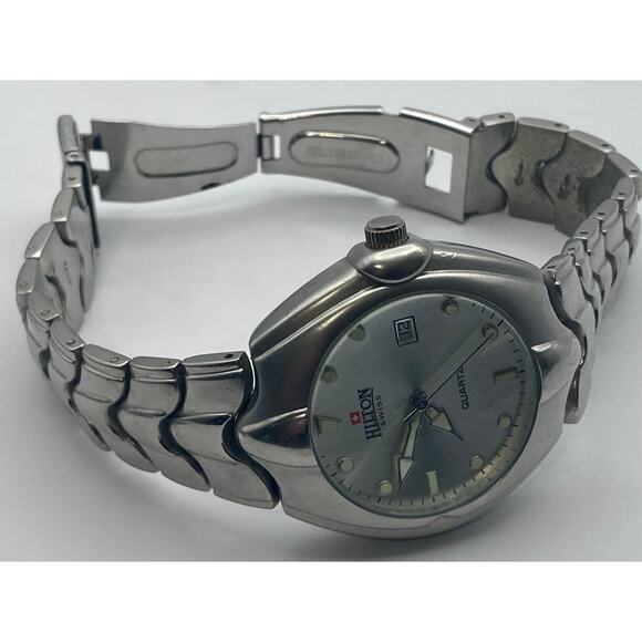 Swiss Hilton Men's Quartz Watch 39mm Date Time -Stainless Steel Band New Battery - Picture 5 of 8